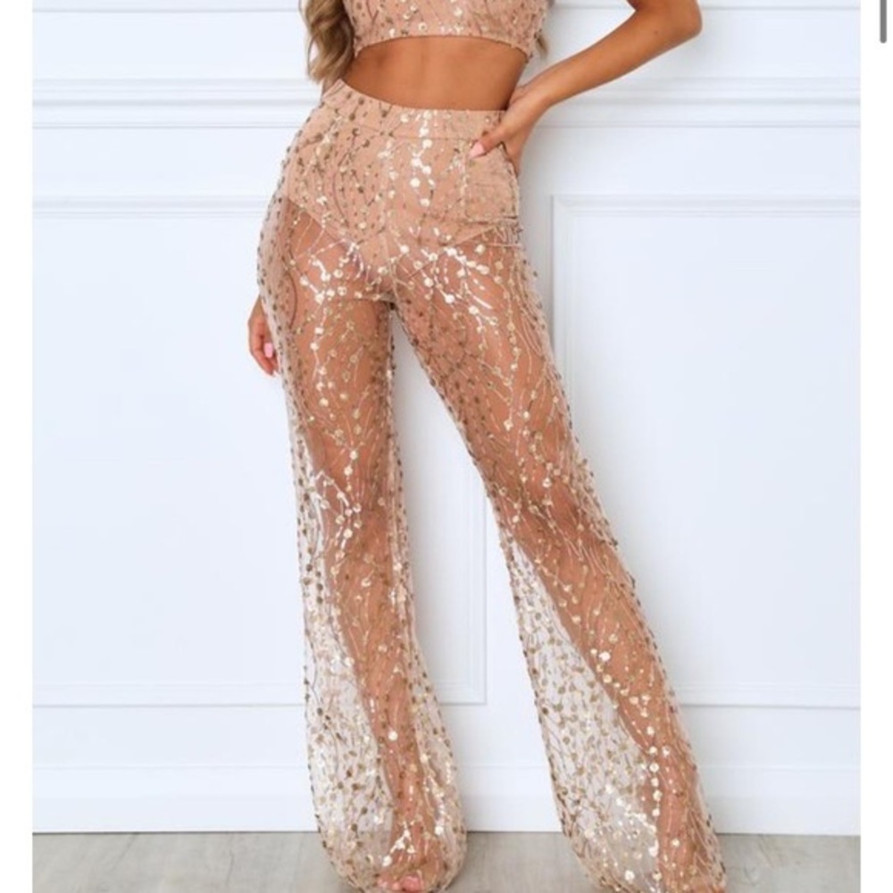White Fox Best Dressed pants size small gold NWT